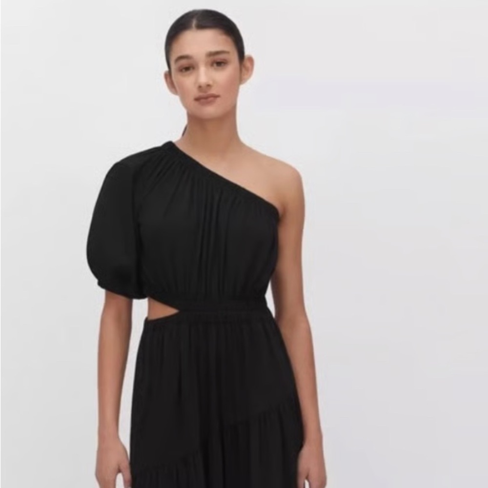 Cuyana Elegant Black One-Shoulder Dress with cutout at waist